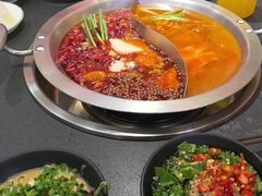 -沸炉重庆老火锅(军事博物馆店)