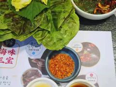 -草家酱蟹炭火烤肉店(珲春南路一店)