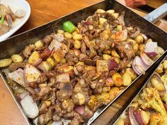 -老东镇啤酒屋海鲜加工·蒸汽海鲜·海鲜烧烤(台东店)