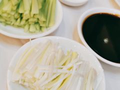 -九花山烤鸭店