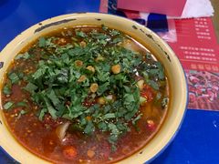 -马路边边串串香形象店(磐石路店)