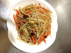 莲菜炒肉丝-乐乐餐厅(湘子庙街店)