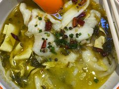 -小六鱼你.下饭酸菜鱼(益田假日广场店)