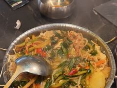 -河坝烧烤串城(金达莱店)