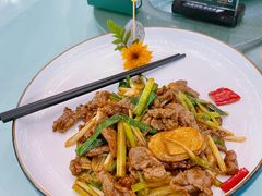 -五谷芳乳鸽王(海景店)