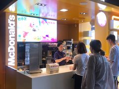 门面-麦当劳(豫园店)