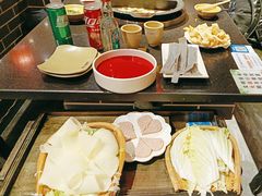 -宽板凳老灶火锅(八角游乐园店)