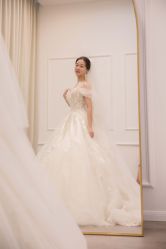 -Lady  Jane高端婚纱礼服馆