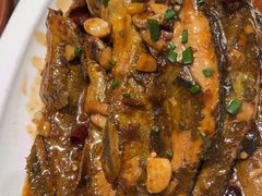 -黄泥岗·地道湖北菜(奥特莱斯店)