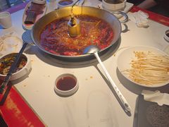 -小龙翻大江文化火锅(宽窄店)