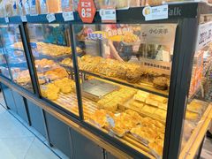 面包甜点陈列柜-BreadTalk面包新语·烘焙蛋糕(海珠丽影广场店)