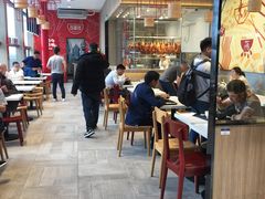 大堂-百事佳烧鸭牛腩(上海虹桥站店)