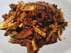 -黄泥岗·地道湖北菜(奥特莱斯店)