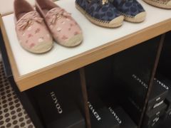 -COACH蔻驰(赛特奥特莱斯店)