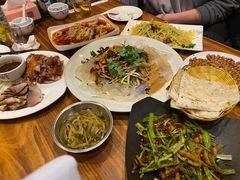 -渔记熏肉大饼