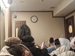 -颐而康·按摩·艾灸·足疗(南岸晶都店)