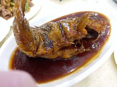 罾蹦鲤鱼-奥华餐厅·老张记(台基厂店)