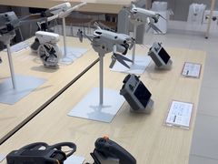 -DJI大疆(深圳华强北曼哈授权体验店)