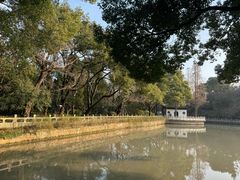 -汇龙潭