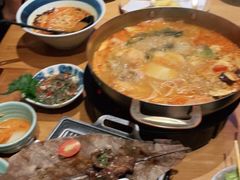 -一心创作料理屋(经开万达店)