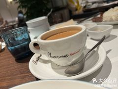 -港丽餐厅(正大店)
