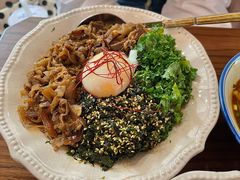 -CowCow其其·牛杂咖啡公司(六运店)
