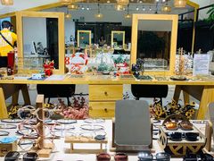 -肆兮眼镜·蔡司·徕卡战略合作店(大坪店)