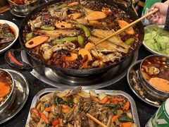 -鸿顺老铁锅美蛙鱼府(解放碑店)