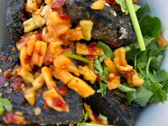 -黑色经典臭豆腐·湖南特产(步行街店)