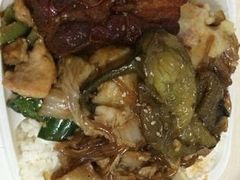 -咱家王新国把子肉(县东巷店)