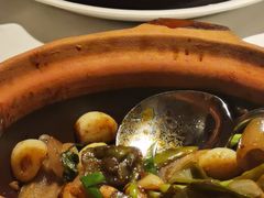 -八府香鸭·啫啫煲(华山路店)