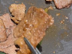 -山川小町·极番烧肉(新地假日广场店)