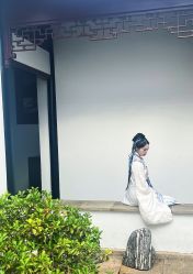 -一揽芳华汉服旗袍体验馆(拙政园店)