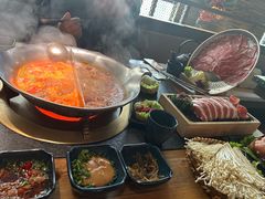 -湊湊火锅·茶憩(南京东路悦荟店)