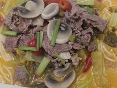 -粉小主·贵州酸汤牛肉粉(南京仙林金鹰店)