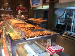 面包甜点陈列柜-读酥世家(宛平南路店)