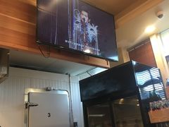 景观位-Happy Tree House BBQ Kingsway木屋炭烤(溫哥華店)