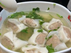 -南城香·饭香串香馄饨香(青年路店)
