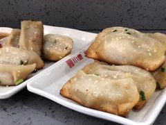 -小姜锅贴(凤凰街店)