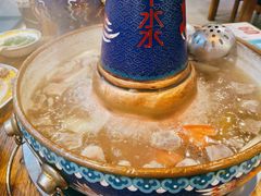 -毛辣果·贵州红酸汤牛肉火锅(西单店)