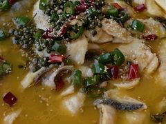 -雪湖煜辰鱼头老店(雪野湖店)