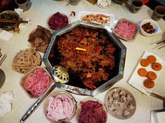 -九尺赵老四鲜鹅肠火锅