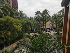 -三亚湾海居铂尔曼度假酒店