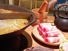 -白乐天毛肚火锅馆(解放碑店)