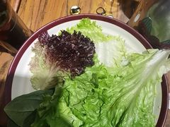-老牌坊云南鱼豆花火锅(爱建店)