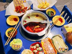 -马路边边·成都串串(翠柏路店)