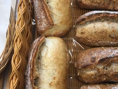 乡村核桃-Dough&Joe团憩(瑞虹天地月亮湾店)