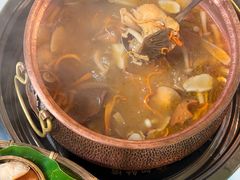 -菌海森林·非遗野生菌火锅(西山区滇池路摩根道店)
