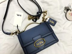 -COACH蔻驰(恒隆广场店)