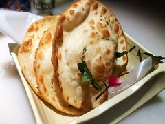 老杭州葱油饼-桂满陇·蟹黄小笼汤包(中山公园店)